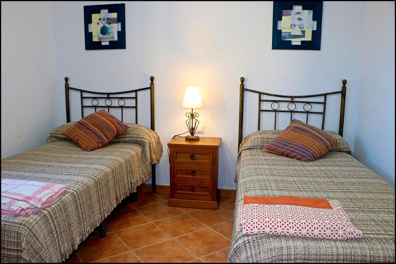 Chalet Con Piscina Privada كونيل ذي لا فرونتيرا المظهر الخارجي الصورة