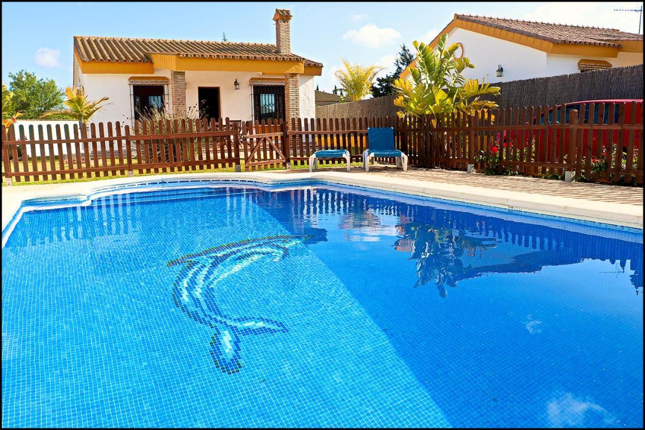 Chalet Con Piscina Privada كونيل ذي لا فرونتيرا المظهر الخارجي الصورة