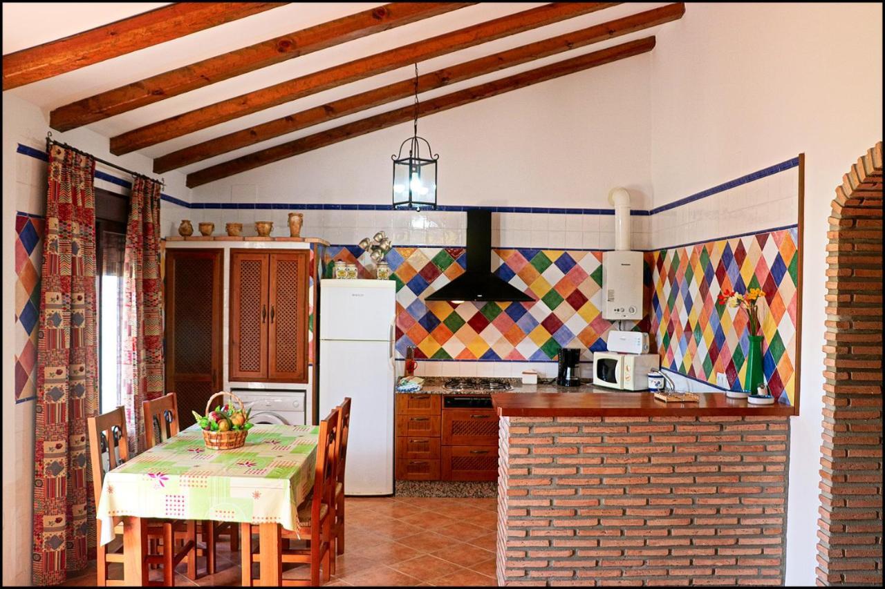 Chalet Con Piscina Privada كونيل ذي لا فرونتيرا المظهر الخارجي الصورة